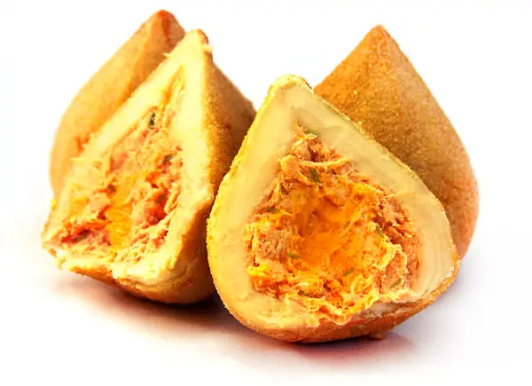 Coxinha_Frango_com_Cheddar